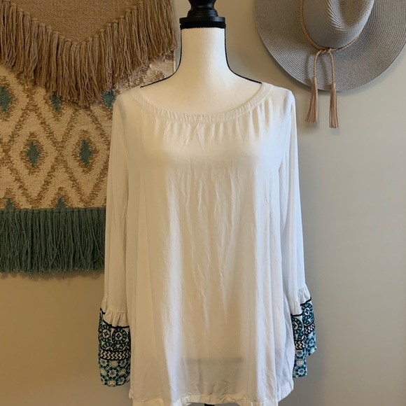 LOFT Tops - Loft size large long sleeve swoop neck with bell embroidered sleeves EUC